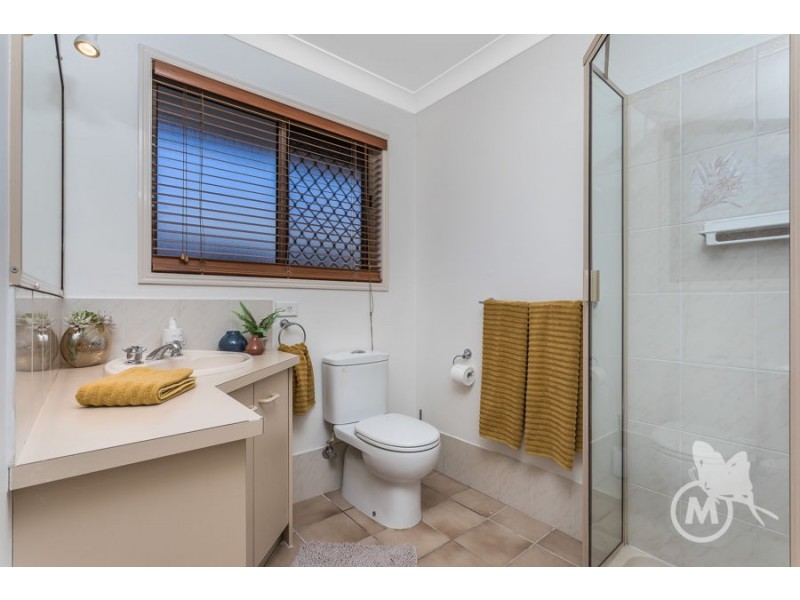 16 Eastwood Place, Mcdowall QLD 4053