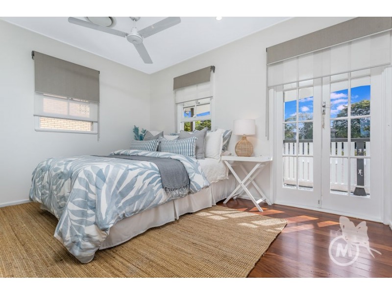 15 Heston St, Stafford Heights QLD 4053