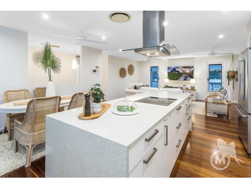 15 Heston St, Stafford Heights QLD 4053