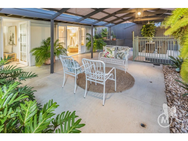15 Heston St, Stafford Heights QLD 4053