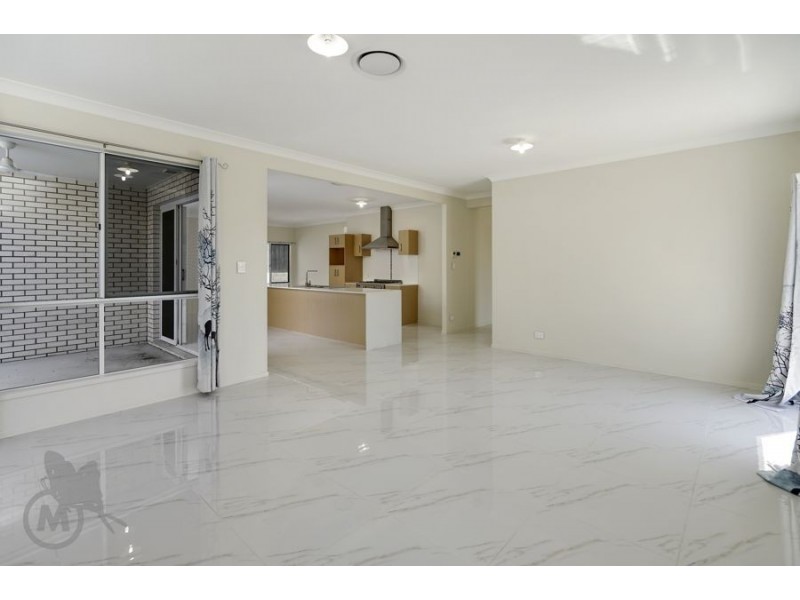 43 Constellation Crescent, Bridgeman Downs QLD 4035
