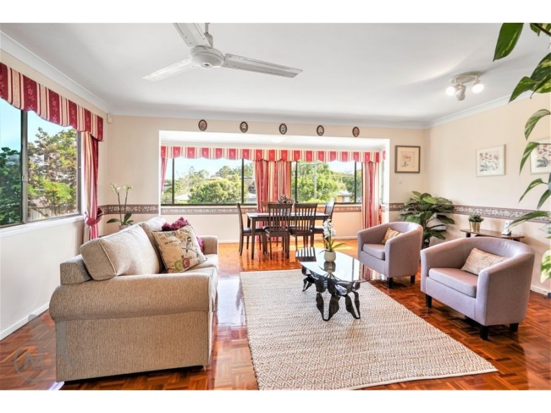 19 Sloane Street, Stafford Heights QLD 4053