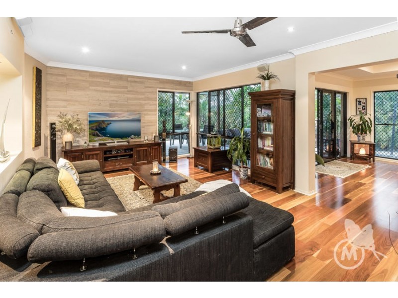 15 Fernwren Court, Cashmere QLD 4500