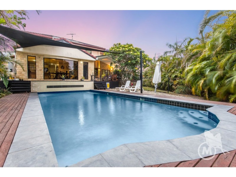 15 Fernwren Court, Cashmere QLD 4500