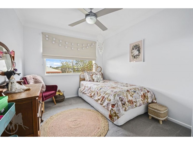 20 Mareeba Court, Arana Hills QLD 4054