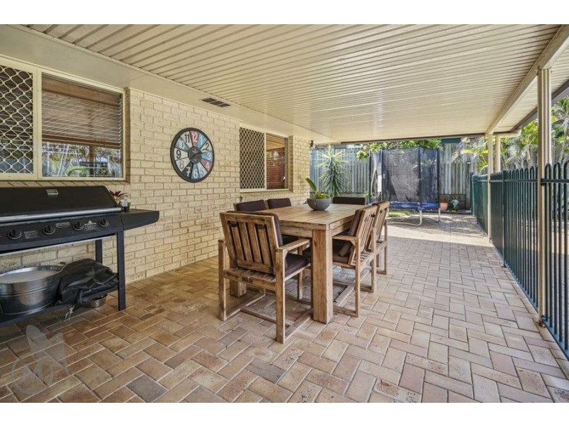 20 Mareeba Court, Arana Hills QLD 4054