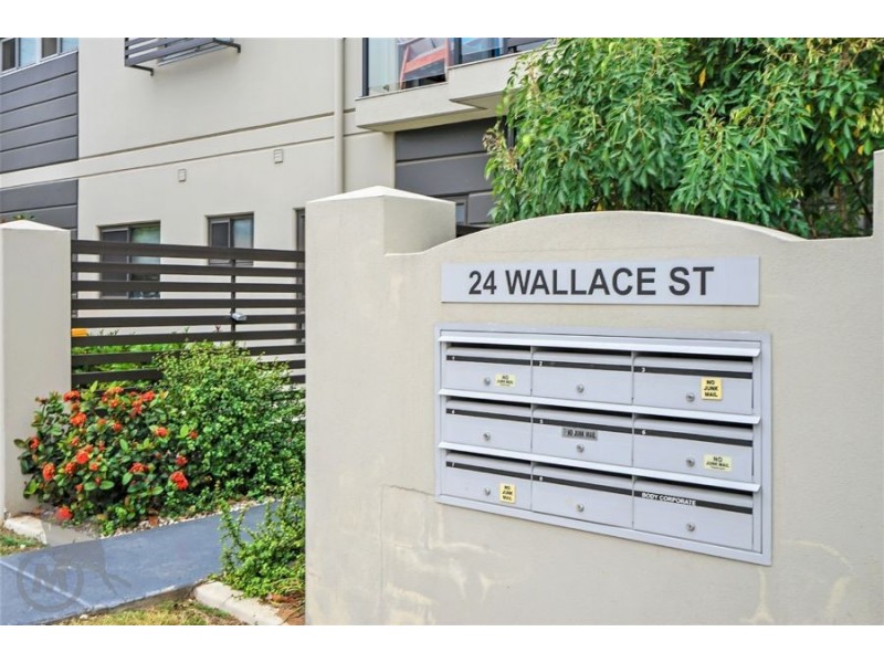 8/24 Wallace Street, Chermside QLD 4032