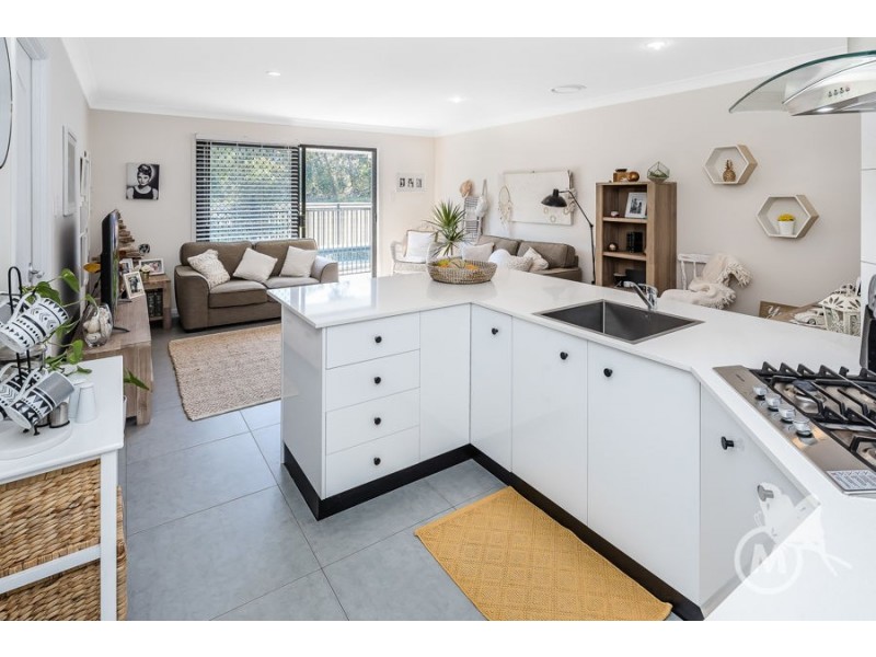 52 Protea Drive, Bongaree QLD 4507