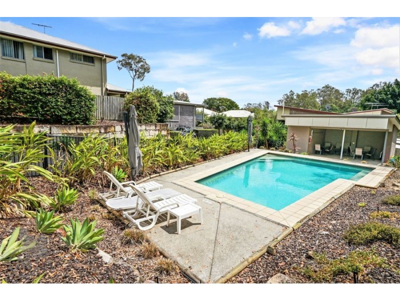 18/19 Russell St, Everton Park QLD 4053