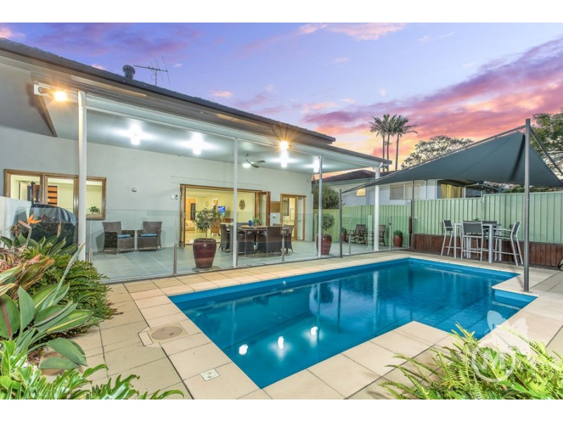 21 Chaplin Street, Stafford Heights QLD 4053