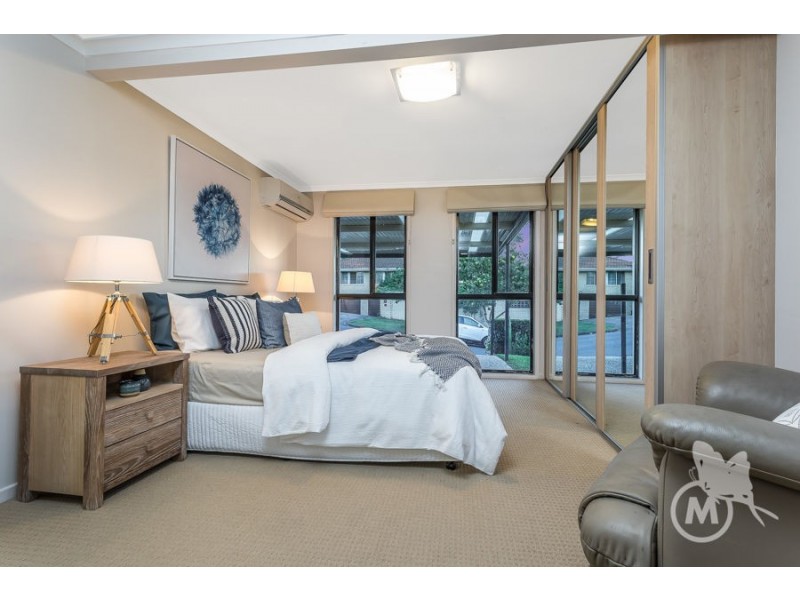 21 Chaplin Street, Stafford Heights QLD 4053