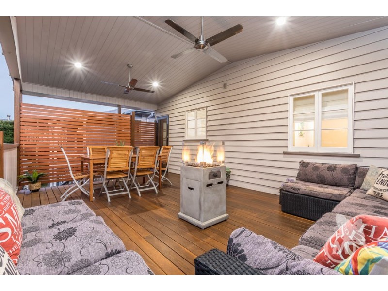 33 Mcilwraith Street, Everton Park QLD 4053