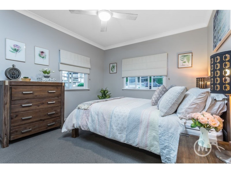 33 Mcilwraith Street, Everton Park QLD 4053