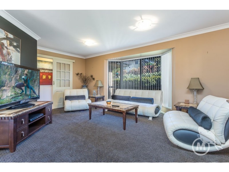 31 Minnelli Place, Mcdowall QLD 4053