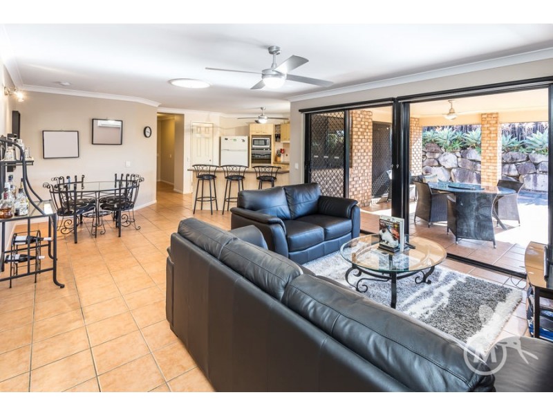 31 Minnelli Place, Mcdowall QLD 4053