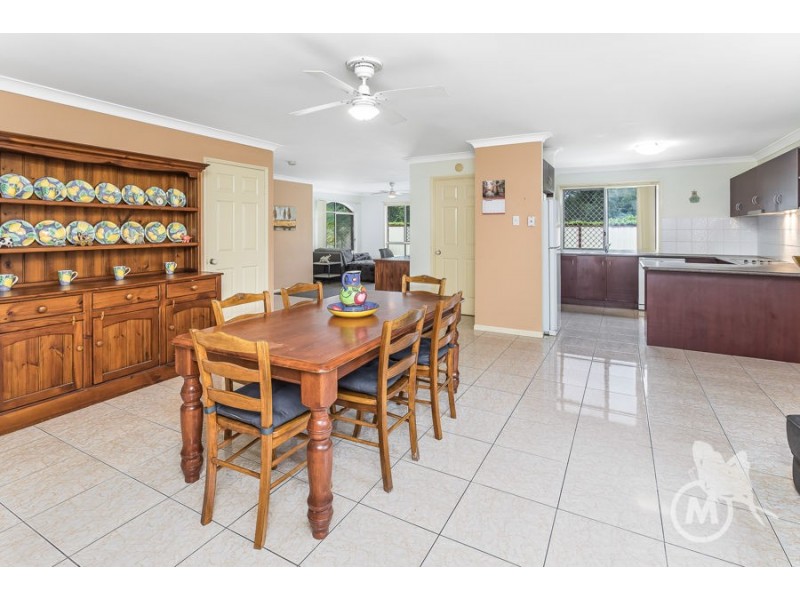 1 Mabella Court, Eatons Hill QLD 4037