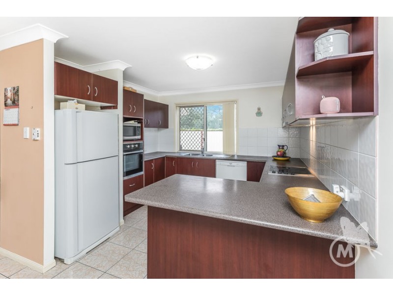 1 Mabella Court, Eatons Hill QLD 4037