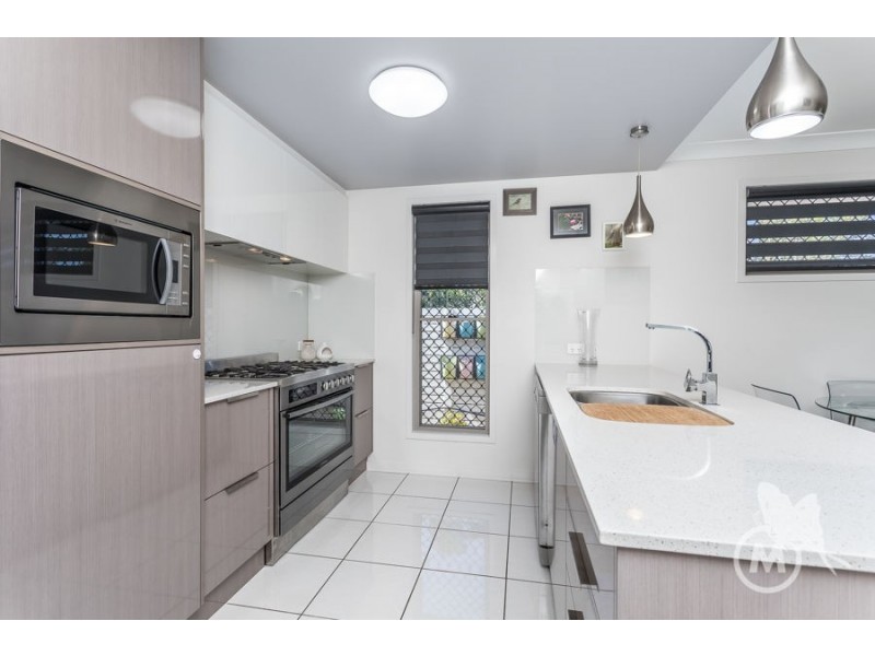 2 Carlingford Circuit, Warner QLD 4500