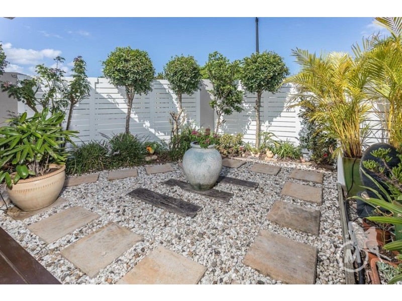 2 Carlingford Circuit, Warner QLD 4500