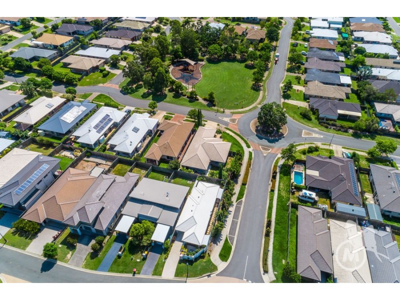 2 Carlingford Circuit, Warner QLD 4500