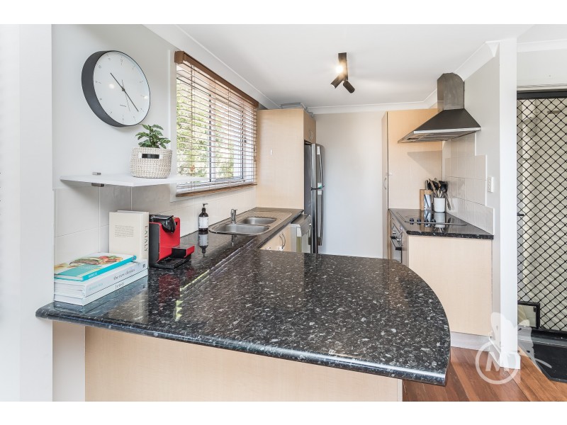 8 Beta Street, Stafford Heights QLD 4053