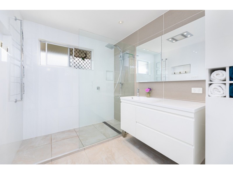 20 Wyngarde Street, Mcdowall QLD 4053