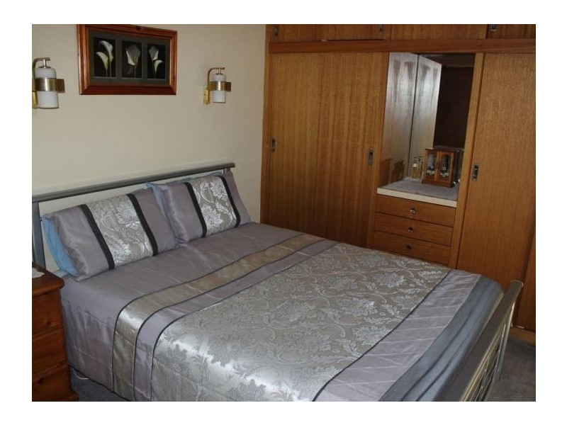 1 Roy Court, California Gully VIC 3556
