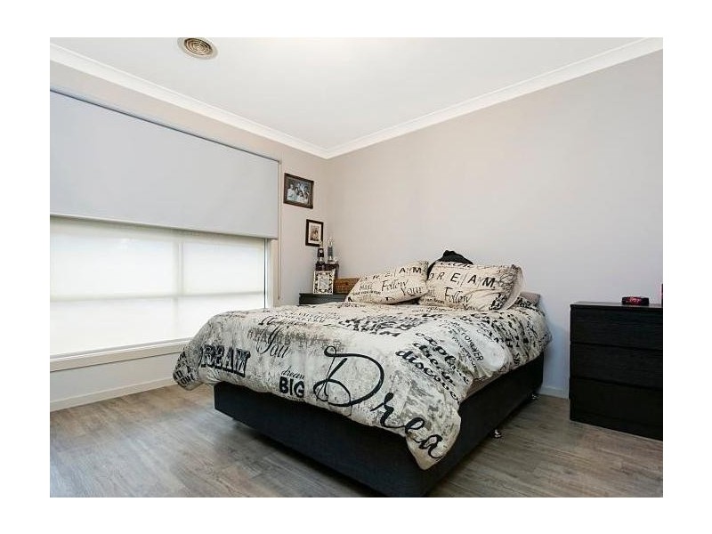 23 Freeman Drive, Kangaroo Flat VIC 3555
