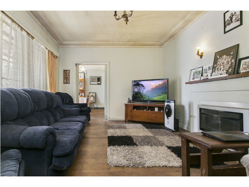 13 High Street, Kangaroo Flat VIC 3555