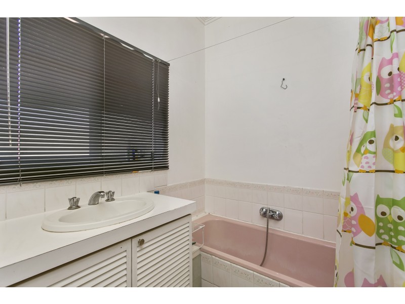 13 High Street, Kangaroo Flat VIC 3555