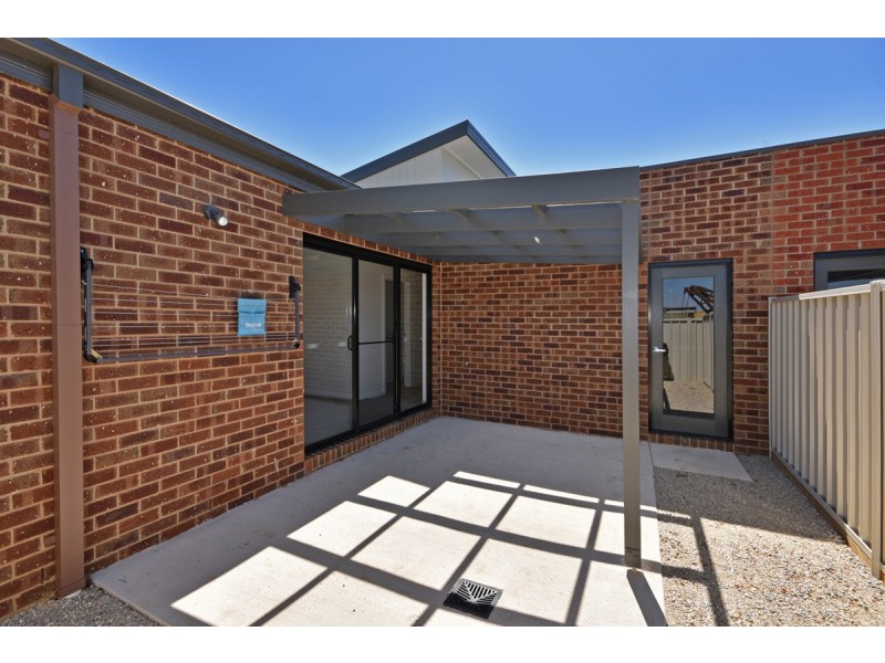 2/346 Midland Highway, Epsom VIC 3551