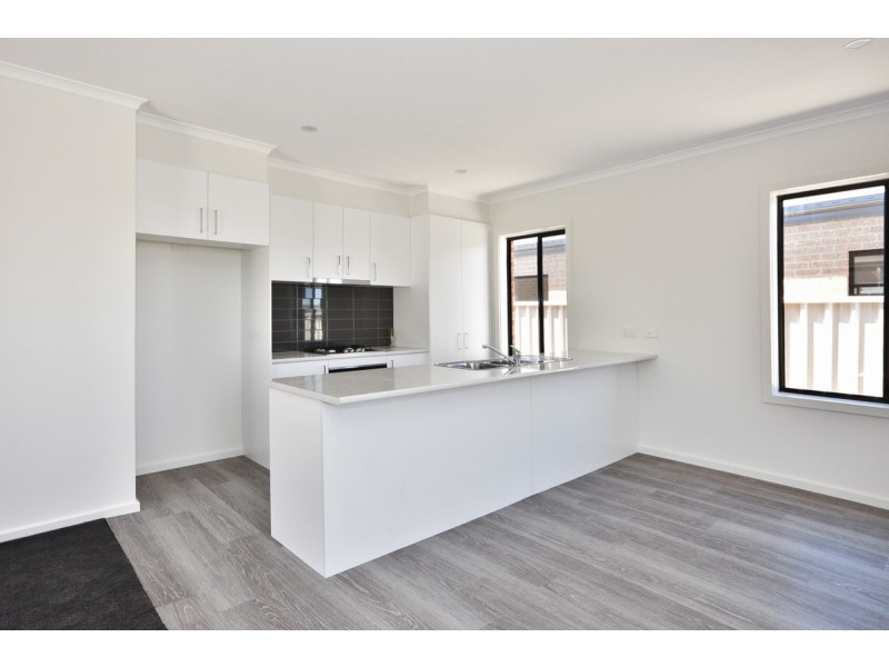 3/346 Midland Highway, Epsom VIC 3551