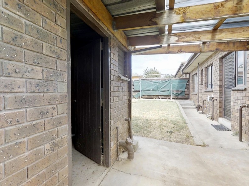 1/114 Wood Street, California Gully VIC 3556