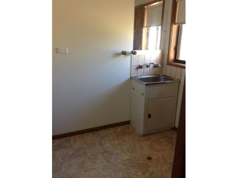 2/11 View Street, Kangaroo Flat VIC 3555