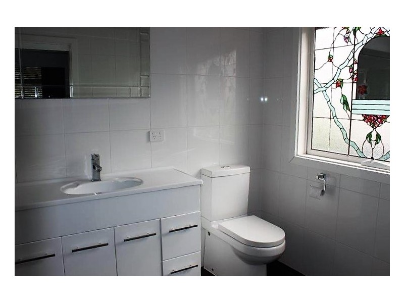 9 Short Street, Kangaroo Flat VIC 3555
