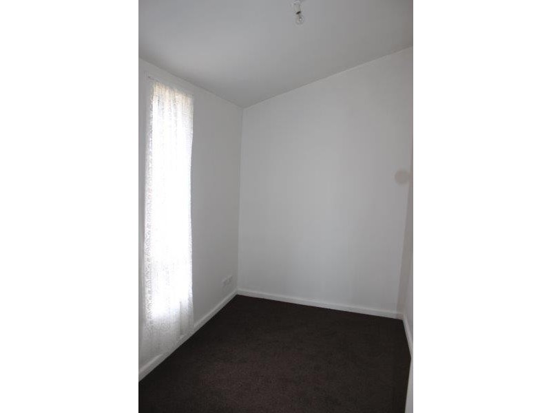 9 Short Street, Kangaroo Flat VIC 3555