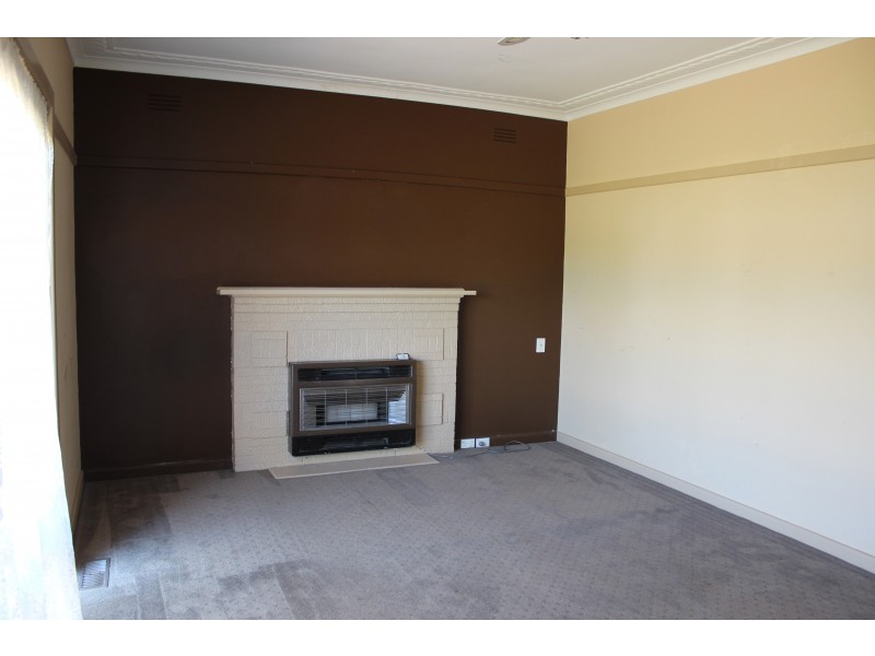 4 View Street, Kangaroo Flat VIC 3555