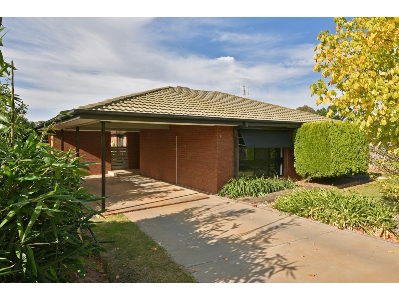 71-73 Wilson Street, Wedderburn VIC 3518