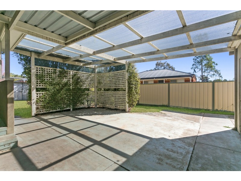 17 Mitchell Street, Kangaroo Flat VIC 3555