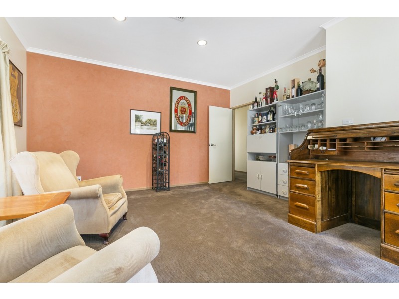 2 Railway Road, Rochester VIC 3561