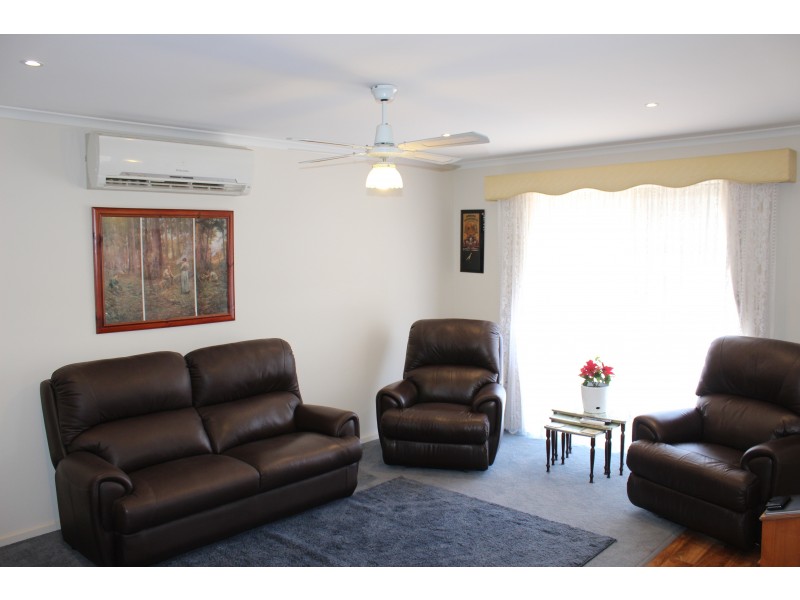 Unit 19 Karinya Gardens ( 1 – 11 Furness Street ), Kangaroo Flat VIC 3555