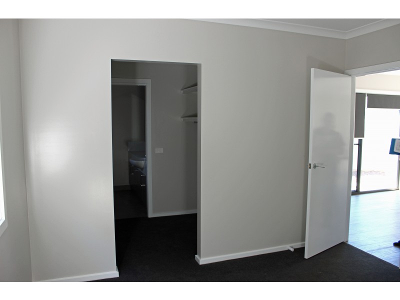 9/17 Grantham Terrace, Kangaroo Flat VIC 3555