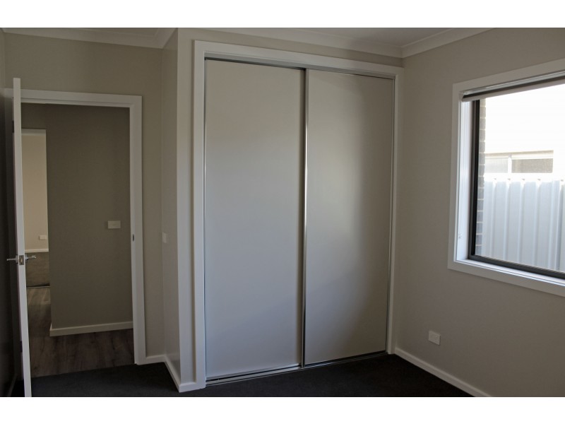 9/17 Grantham Terrace, Kangaroo Flat VIC 3555
