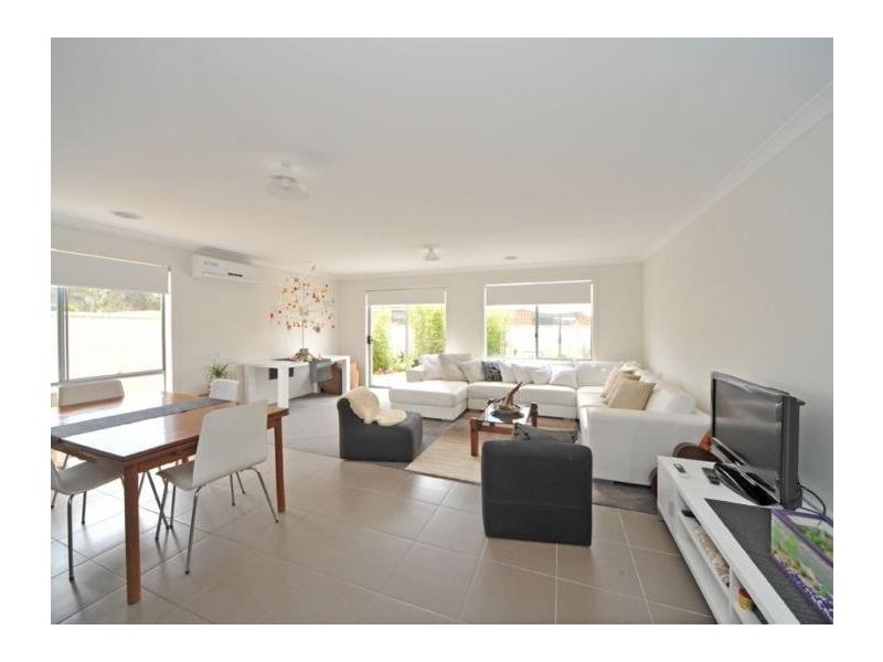 3 Barnett Drive, Kangaroo Flat VIC 3555