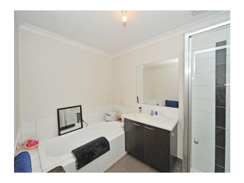 3 Barnett Drive, Kangaroo Flat VIC 3555