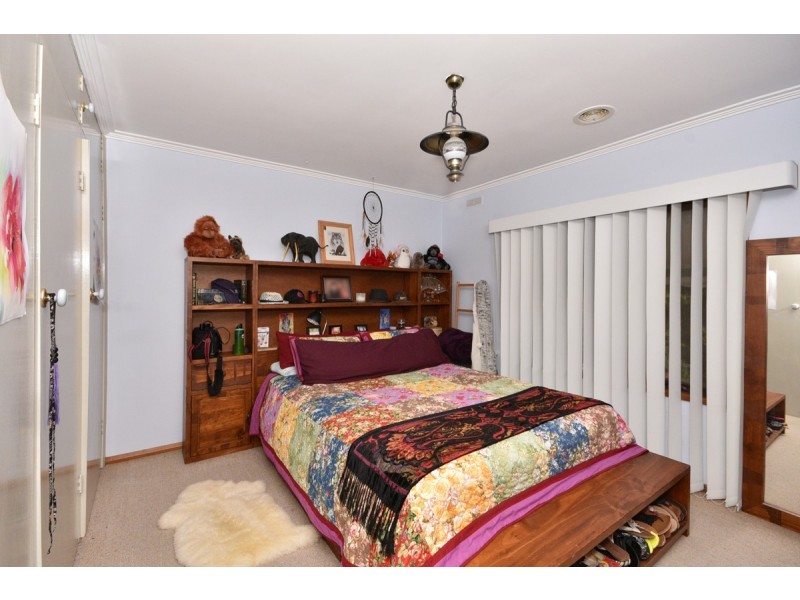 27 Green Street, California Gully VIC 3556