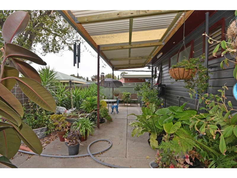 27 Green Street, California Gully VIC 3556