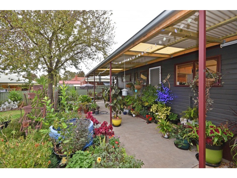 27 Green Street, California Gully VIC 3556