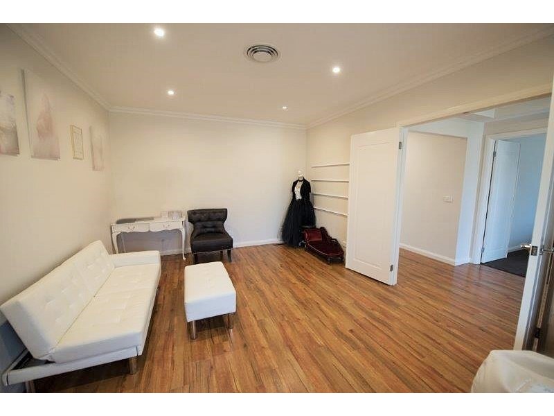 28  Janelle Drive, Maiden Gully VIC 3551