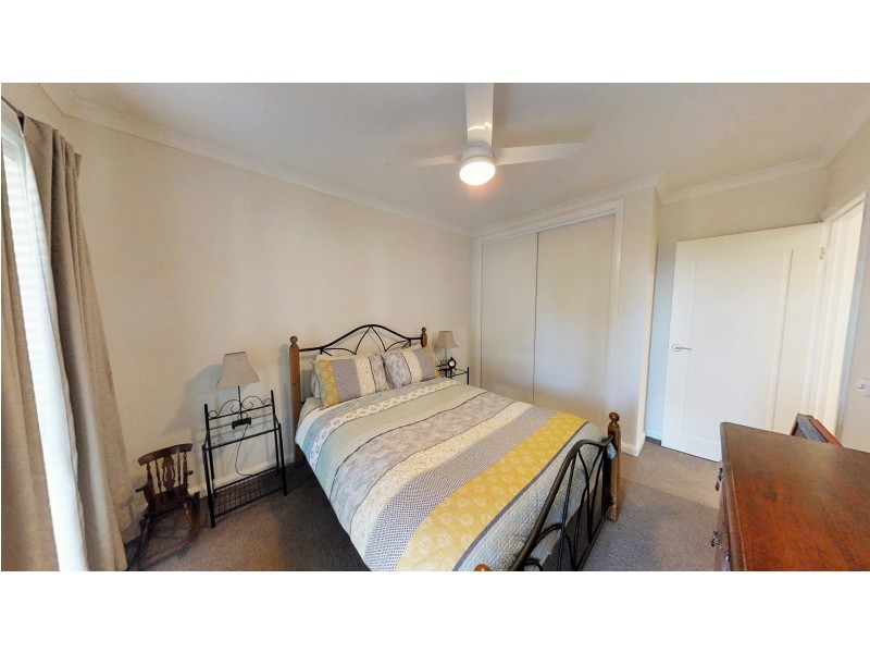 70 Pioneer Drive, Maiden Gully VIC 3551